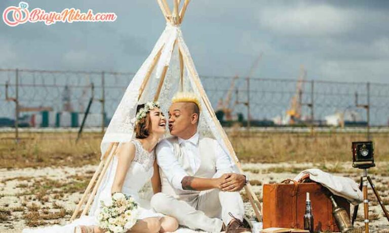 980 Inspirasi Foto Prewedding Sederhana, Romantis Dan Keren